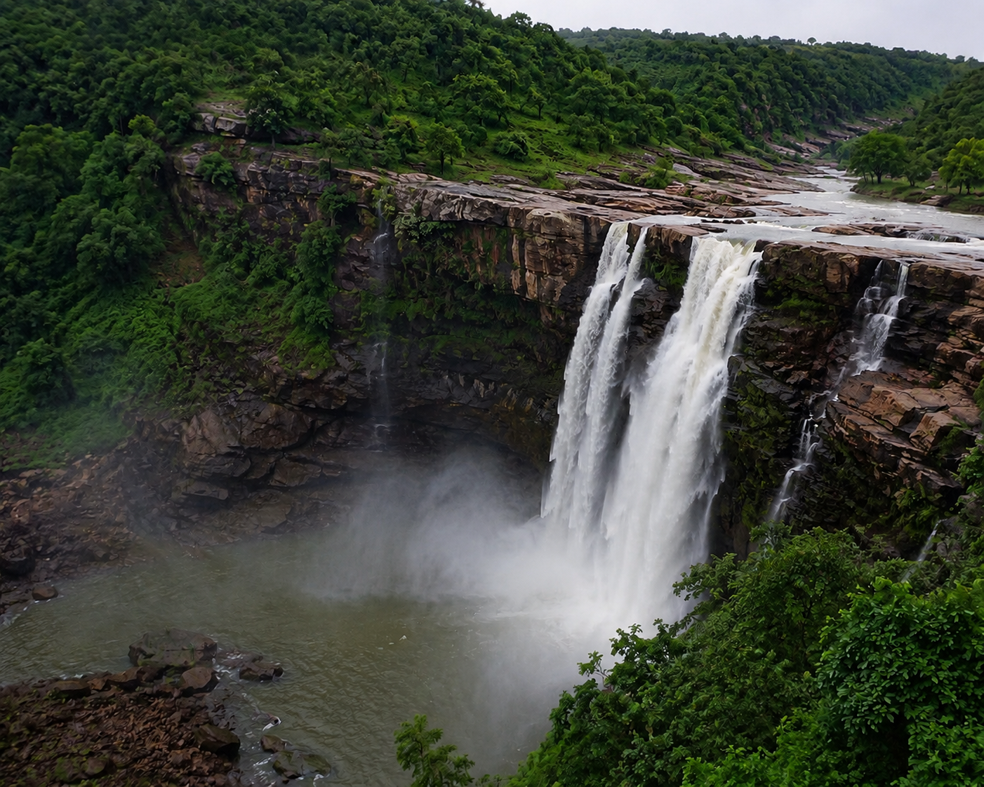Kuntala Waterfalls
